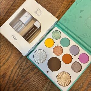 New for makeup bundle